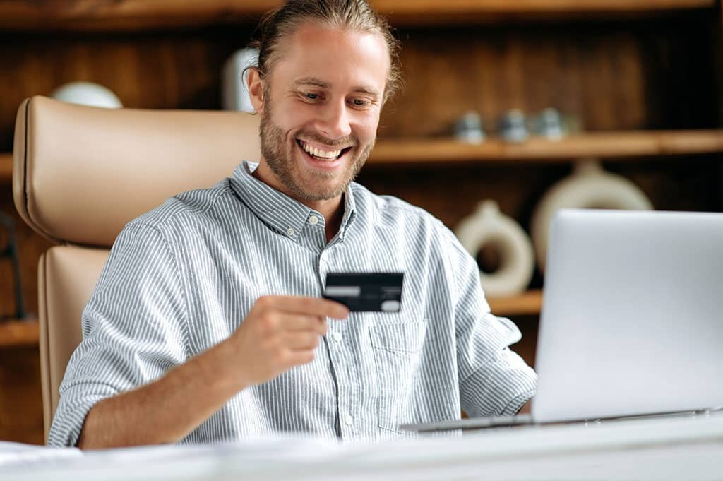e-commerce-online-transaction-2048x1362
