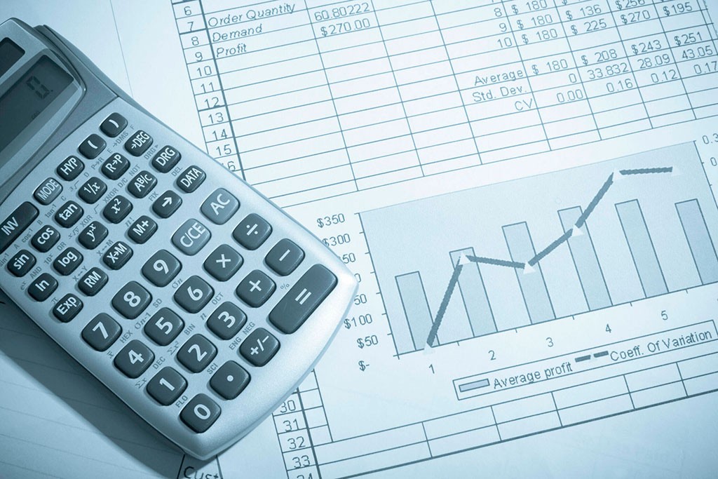 Finance-Charts-468987328-scaled-uai-2529x1686