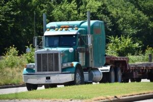 Flatbed-Truck-300x200