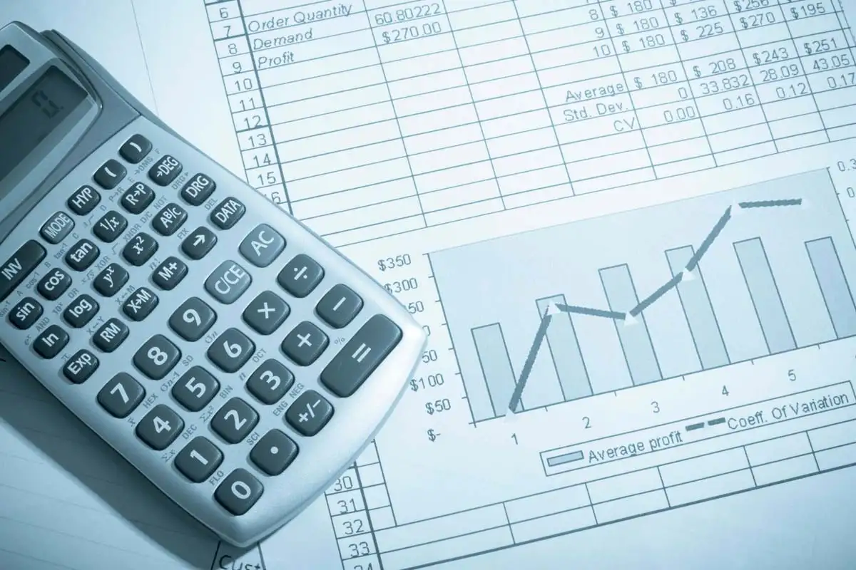 Finance-Charts-468987328-scaled-uai-2529x1686