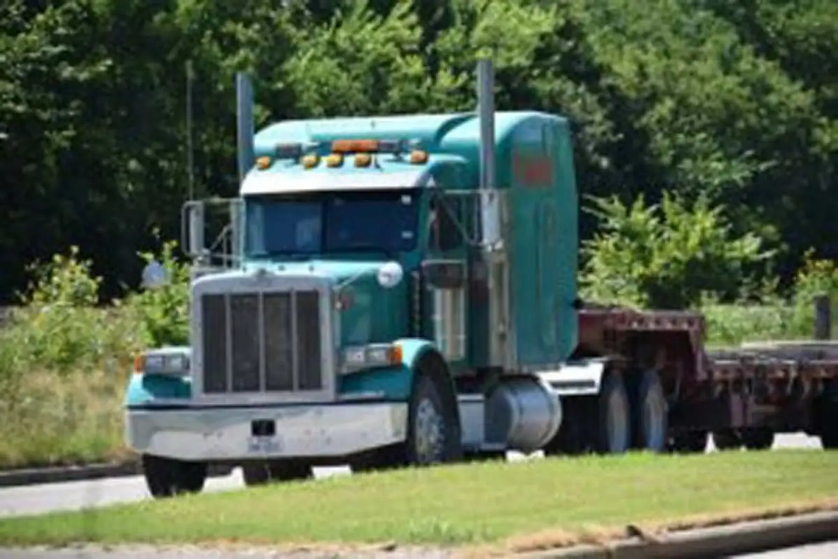 Flatbed-Truck-300x200-1